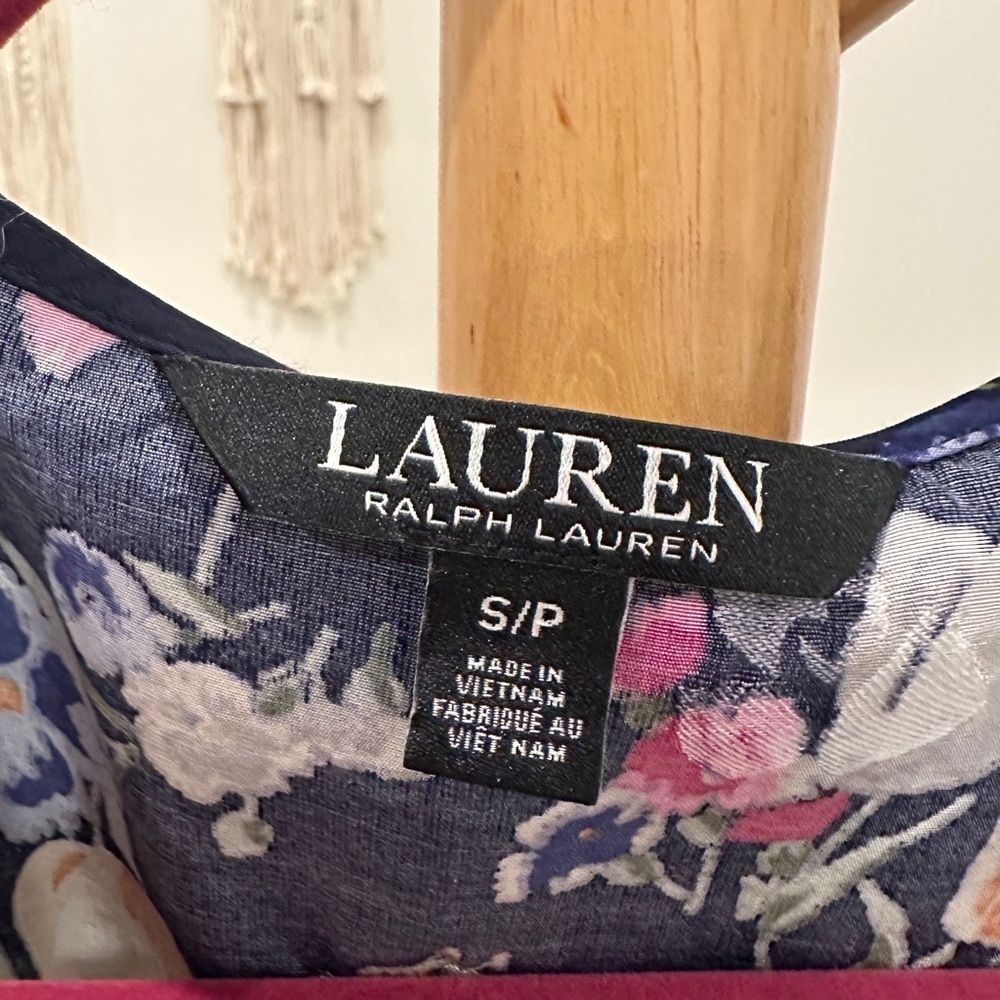 Lauren Ralph Lauren Floral Wrap Blouse Navy Size Small Petite - Picture 4 of 7